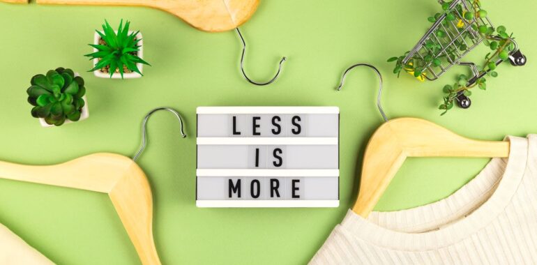 แต่งตัวแบบ Less is More